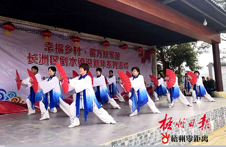 “大媽”健身， 項目豐富得讓人羨慕